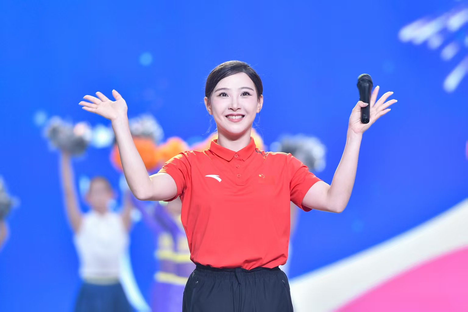 十五运会冠军陪跑